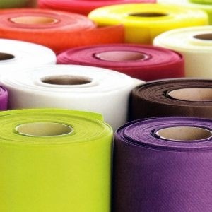 Nappe papier jetable 9 couleurs différentes 25M